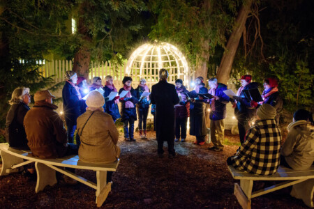 5carolers Candlelight Stroll Davidjmurray Cleareyephotocom