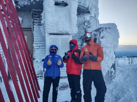 2023 02 04 Karl Alexis And Francis Observers At Summit For Record Low Temperature Thermo Shack